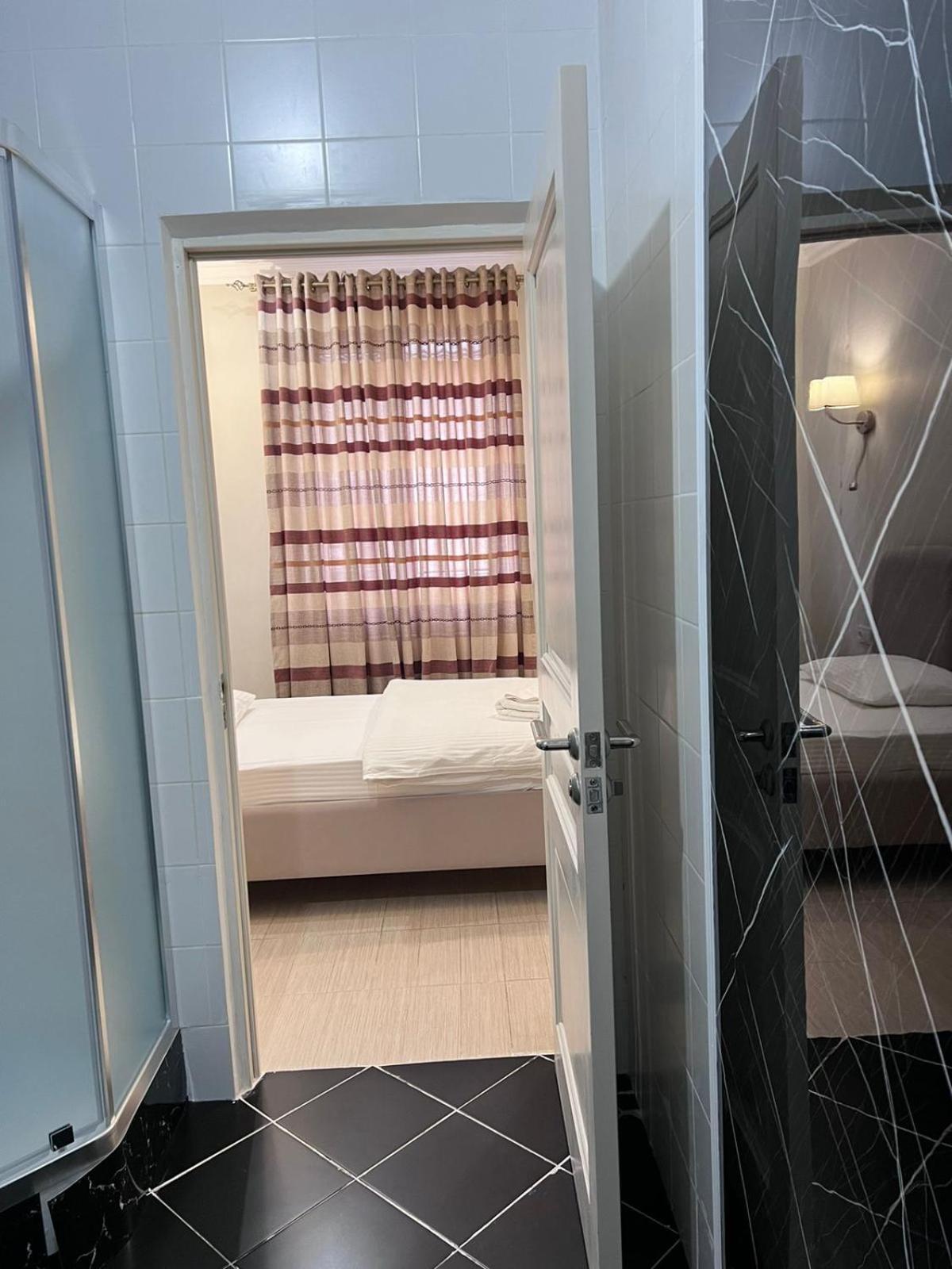 Atyraū Sarai-Batu Guest House מראה חיצוני תמונה